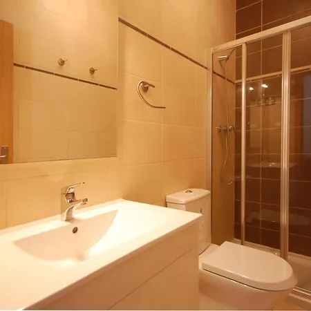 Mar - Free Wifi - 50 M From The דירה