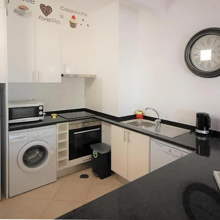 Apartment Mar - Free Wifi - 50 M From The Armação de Pêra